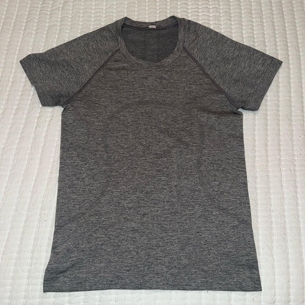 lululemon swiftly tech race length size 4 🩶🩶